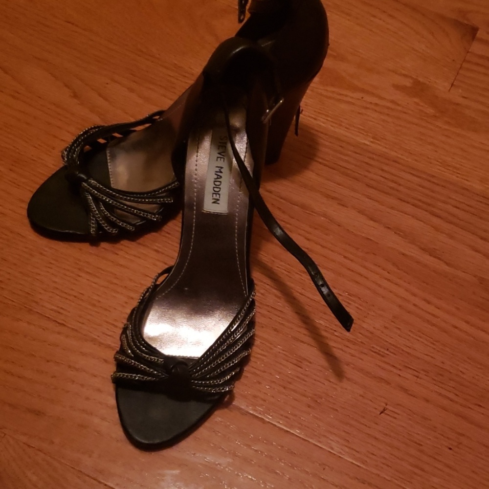 Black Strappy Steve Madden high heel Sandal